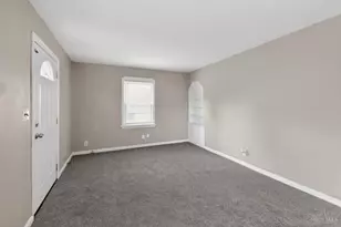 1866 Ashbrook Dr, Cincinnati, OH 45238 - Photo 12