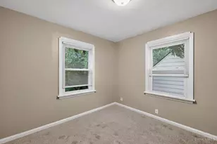 1866 Ashbrook Dr, Cincinnati, OH 45238 - Photo 10