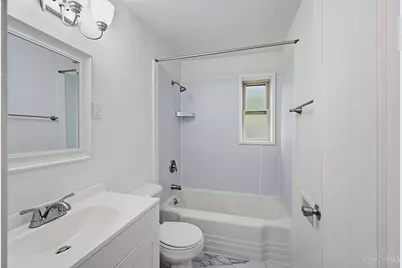 3954 Millsbrae Avenue #B, Cincinnati, OH 45209 - Photo 10