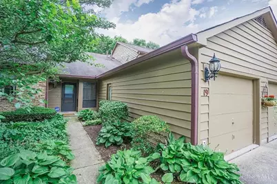 19 Evergreen Circle, Wyoming, OH 45215 - Photo 2