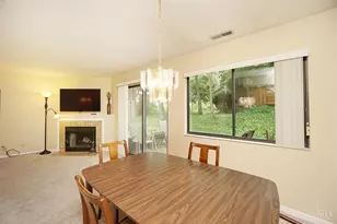 19 Evergreen Cir, Wyoming, OH 45215 - Photo 4
