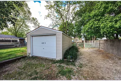 421 E State St, Trenton, OH 45067 - Photo 4