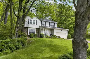 7562 Hidden Trace Dr, West Chester, OH 45069 - Photo 1