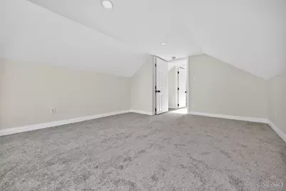 5590 Surrey Avenue, Green Township, OH 45248 - Photo 26