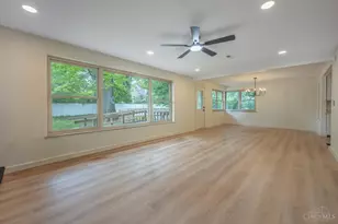 6481 Devonwood Dr, Cincinnati, OH 45224 - Photo 12