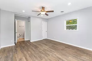 1019 W Main St, Loveland, OH 45140 - Photo 8