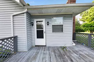 1312 W Loveland Ave, Loveland, OH 45140 - Photo 2