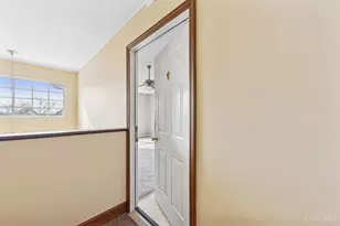 496 Mapleleaf Dr, Union Township, OH 45255 - Photo 6