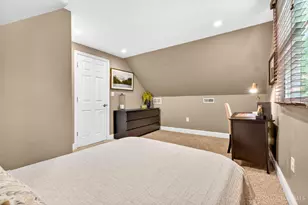 3674 Brotherton Rd, Cincinnati, OH 45209 - Photo 28