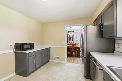 9125 Millcliff Drive, Springfield Township, OH 45231 - Photo 14