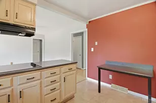 1023 Nimitz Ln, Anderson Township, OH 45230 - Photo 12