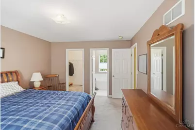6825 Wesselman Road, Cincinnati, OH 45248 - Photo 12