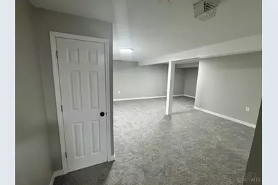 3657 Charfield Lane, Hamilton, OH 45011 - Photo 32