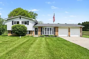 5884 Troy Rd, Springfield, OH 45502 - Photo 2