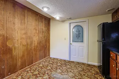 513 N Columbus Avenue, Blanchester, OH 45107 - Photo 16