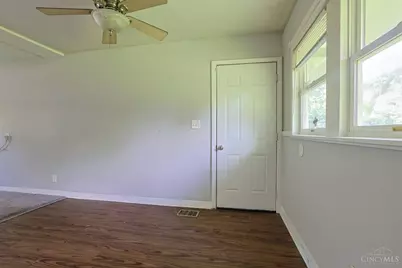 8793 Balboa Drive, Springfield Township, OH 45231 - Photo 10