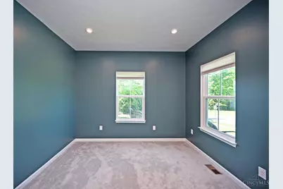 1575 Clearbrook Lane, Amelia, OH 45102 - Photo 4