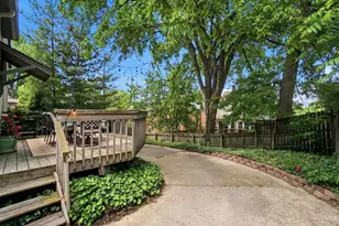 5731 Doerger Ln, Cincinnati, OH 45212 - Photo 30