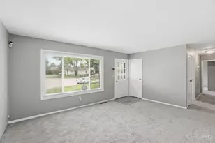 1855 Bluehill Dr, Springfield Township, OH 45240 - Photo 6