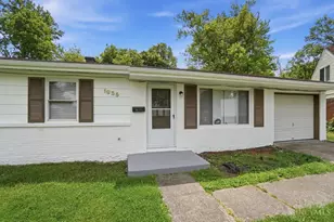 1855 Bluehill Dr, Springfield Township, OH 45240 - Photo 4