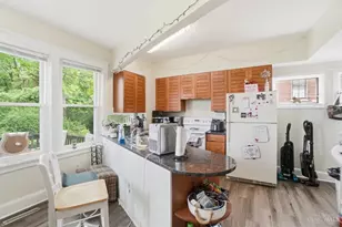 439 Warner St, Cincinnati, OH 45219 - Photo 8
