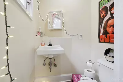 439 Warner Street, Cincinnati, OH 45219 - Photo 16