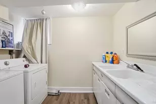439 Warner St, Cincinnati, OH 45219 - Photo 38