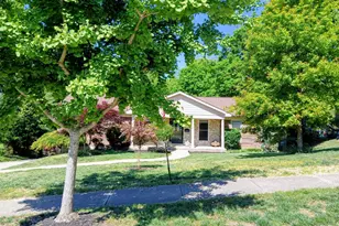 2751 Westbrook Dr, Cincinnati, OH 45211 - Photo 2