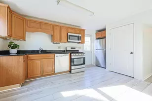 221 E Mechanic St, Reading, OH 45215 - Photo 10