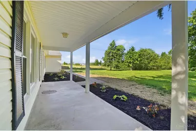 8560 Zoar Road, Hamilton Township, OH 45140 - Photo 6