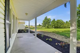 8560 Zoar Rd, Hamilton Township, OH 45140 - Photo 6