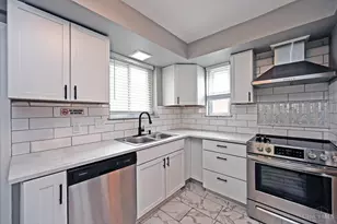 1403 Shenandoah Ave, Cincinnati, OH 45237 - Photo 10