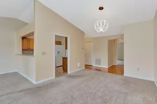 5570 Harbourwatch Way, Deerfield Township, OH 45040 - Photo 6