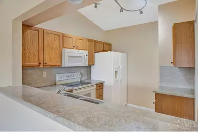 5570 Harbourwatch Way #203, Mason, OH 45040 - Photo 10
