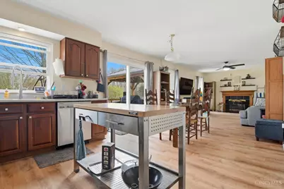 2333 Queensway Drive, Miami Township, OH 45342 - Photo 8