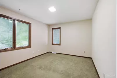 2056 Persimmon Court, Springfield Township, OH 45231 - Photo 40