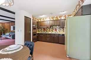 2056 Persimmon Ct, Springfield Township, OH 45231 - Photo 16