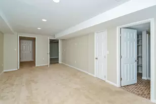 3084 Elora Ln, Fairfield Township, OH 45011 - Photo 12