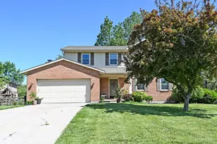 6882 Devon Dr, Liberty Township, OH 45044 - Photo 2