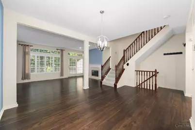 5927 Castlewood Crossing, Miami Township, OH 45150 - Photo 2