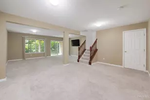 5927 Castlewood Crossing, Miami Township, OH 45150 - Photo 16