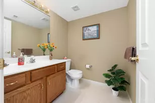 5927 Castlewood Crossing, Miami Township, OH 45150 - Photo 20