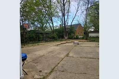 1162 Groesbeck Road, Cincinnati, OH 45224 - Photo 8