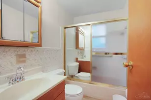9046 W Saxton, West Chester, OH 45069 - Photo 12