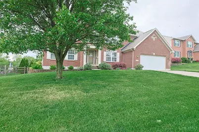 2214 Ross Estates Drive, Hamilton, OH 45013 - Photo 2