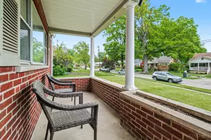 2041 Earlwood Ct, Green Township, OH 45238 - Photo 4