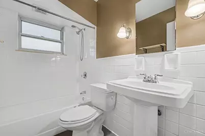 2041 Earlwood Court, Green Township, OH 45238 - Photo 10