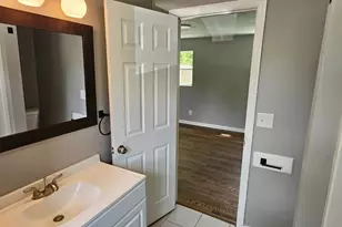 393 N Main St, Waynesville, OH 45068 - Photo 8