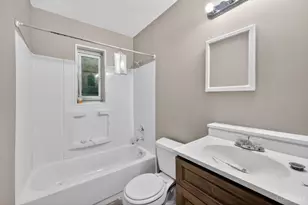 1398 Adams Rd, Cincinnati, OH 45231 - Photo 20