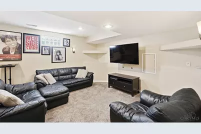 8230 South Port Drive, West Chester, OH 45069 - Photo 68